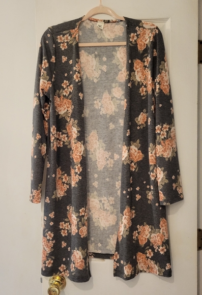 Sew In Love NWOT Floral Cardigan Large - Picture 3 of 10